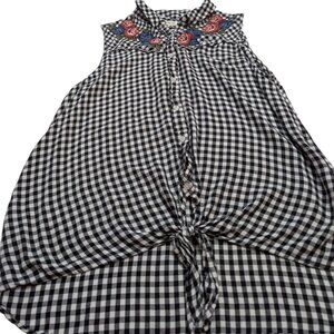 Como‎ Blu Sleeveless Country L Sleeveless B&W checkered blouse flowers knot tie